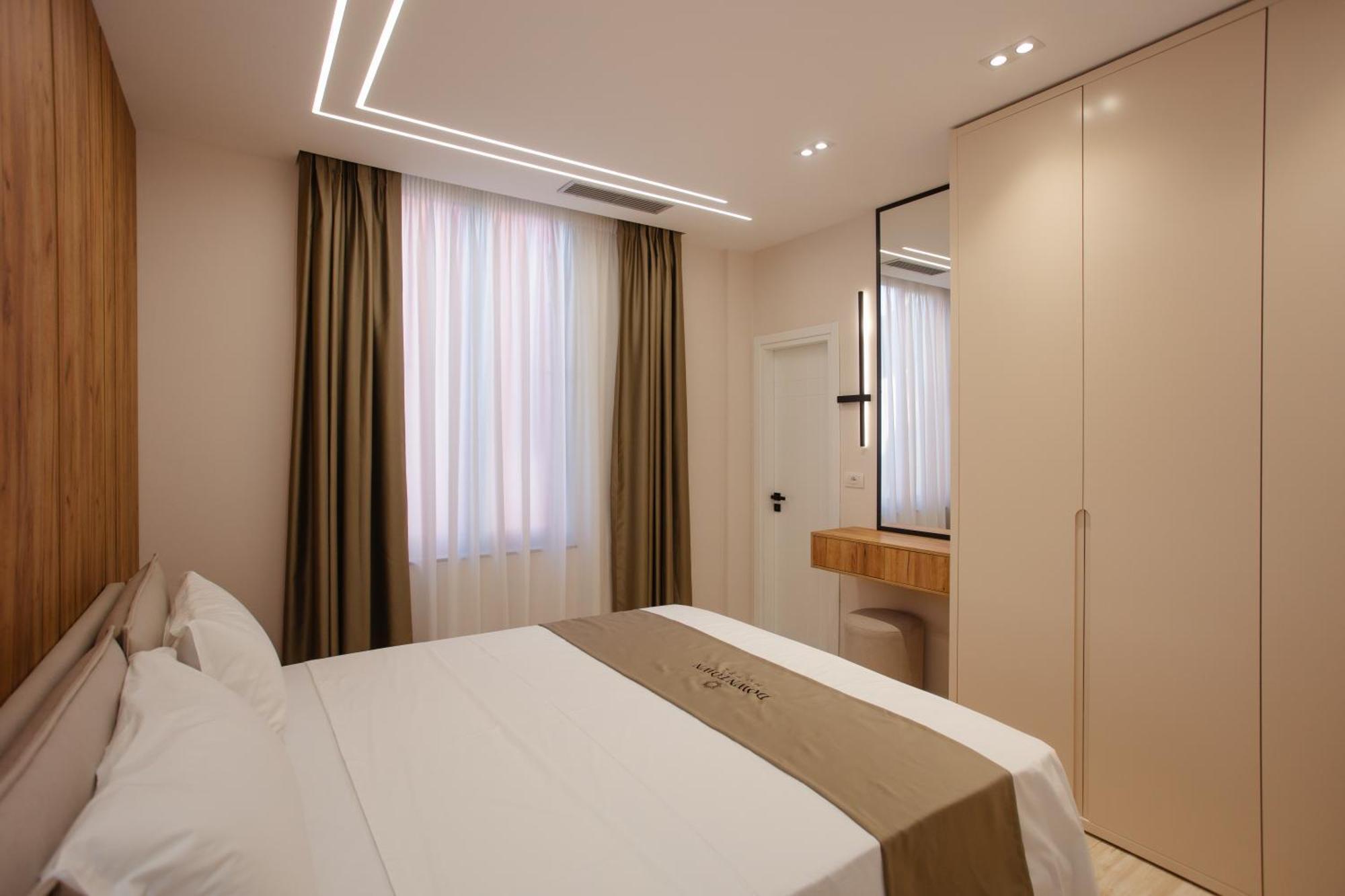 Downtown Hotel Shkodër 외부 사진