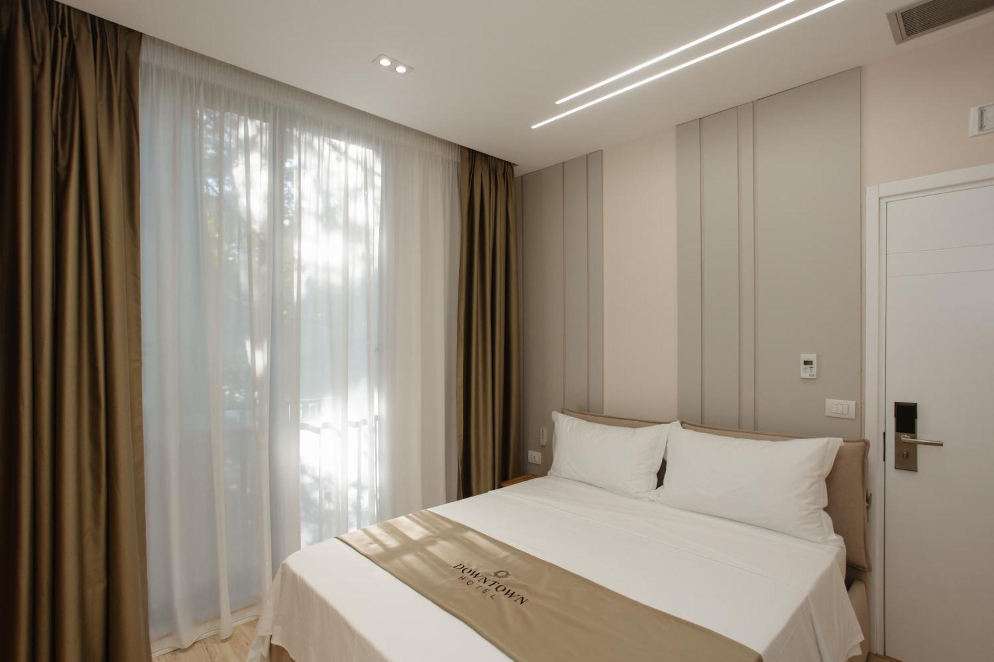 Downtown Hotel Shkodër 외부 사진