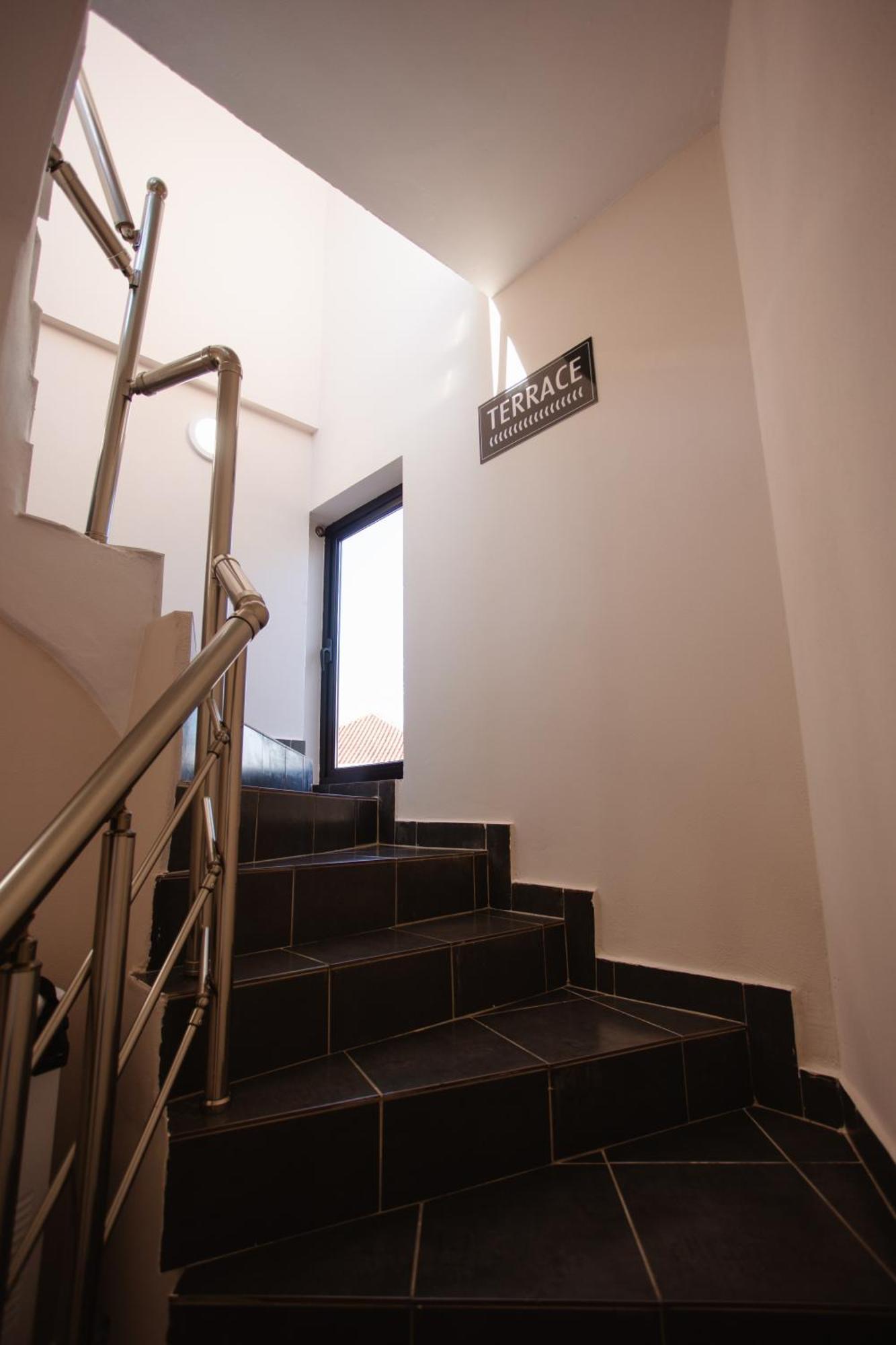 Downtown Hotel Shkodër 외부 사진