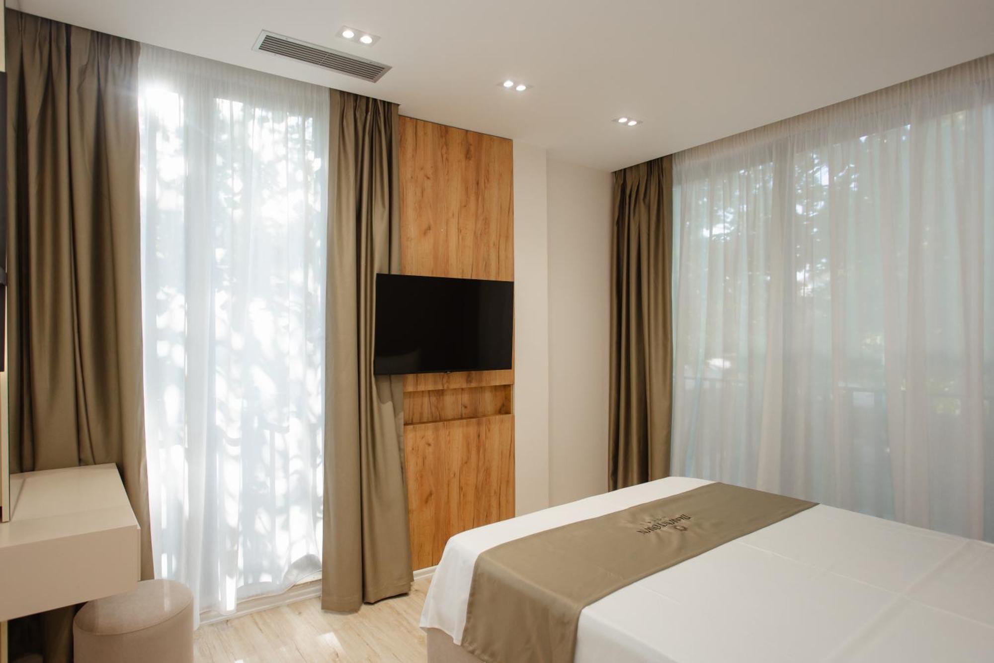Downtown Hotel Shkodër 외부 사진