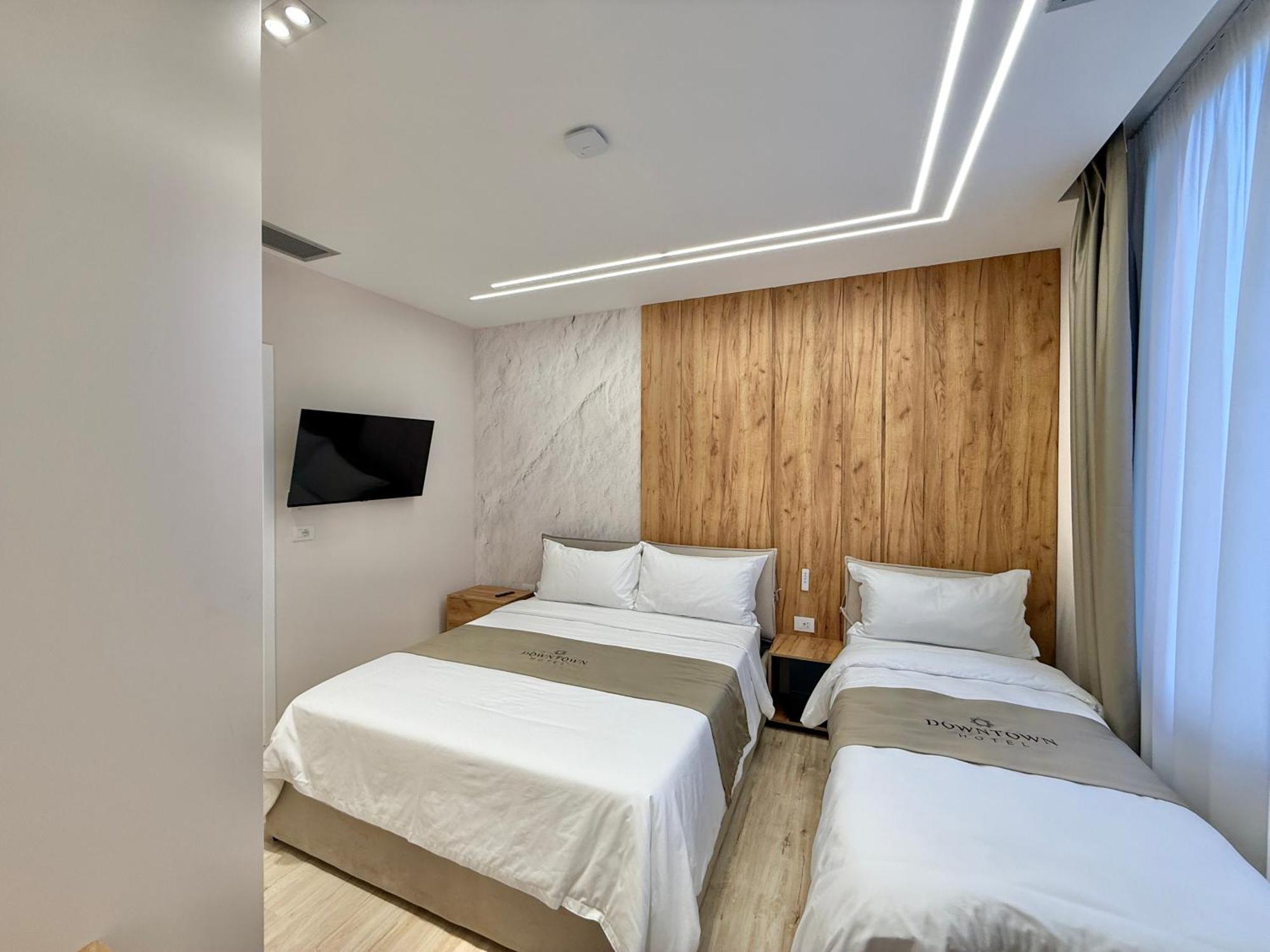 Downtown Hotel Shkodër 외부 사진